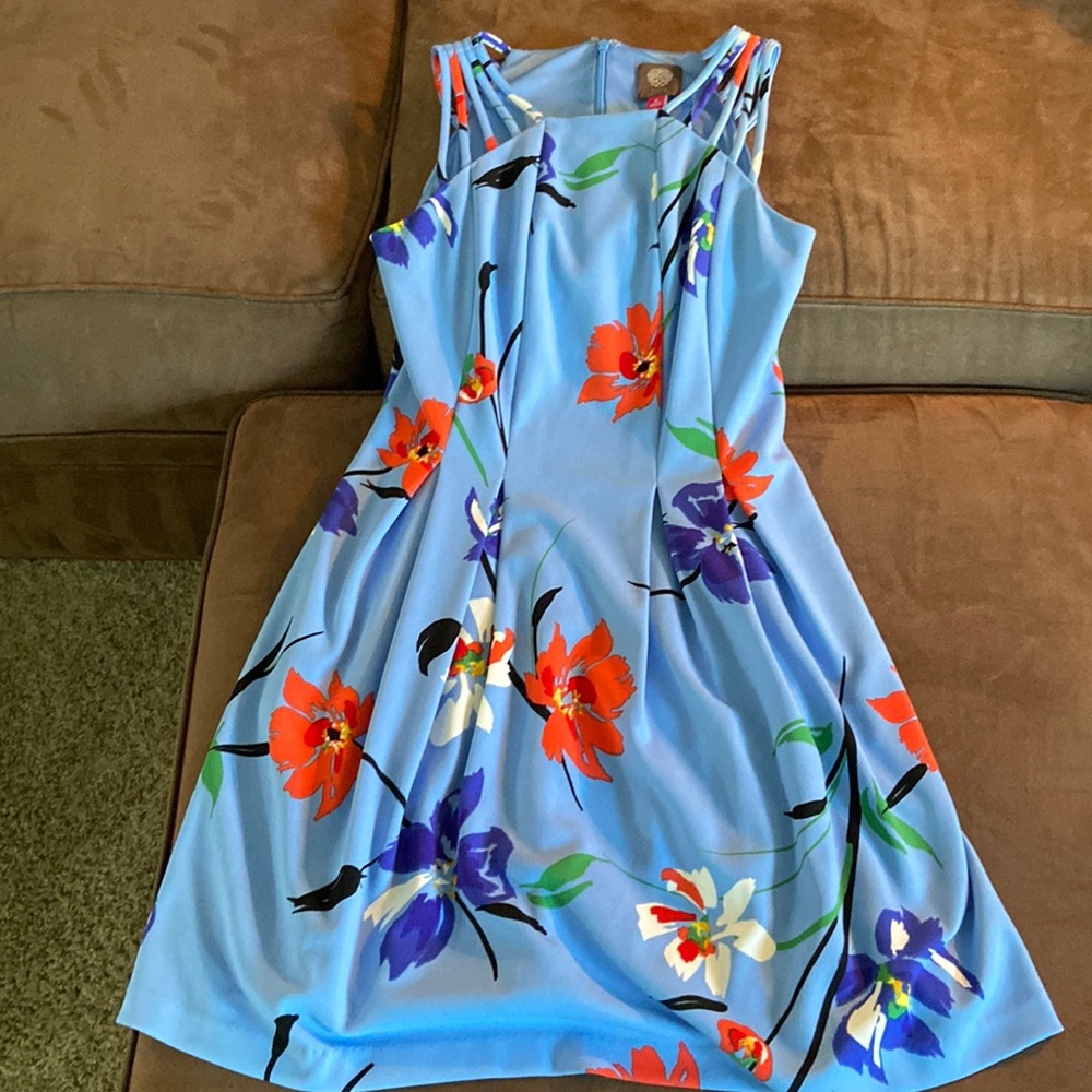 Vince Camuto blue flowered dress.  Size 6.